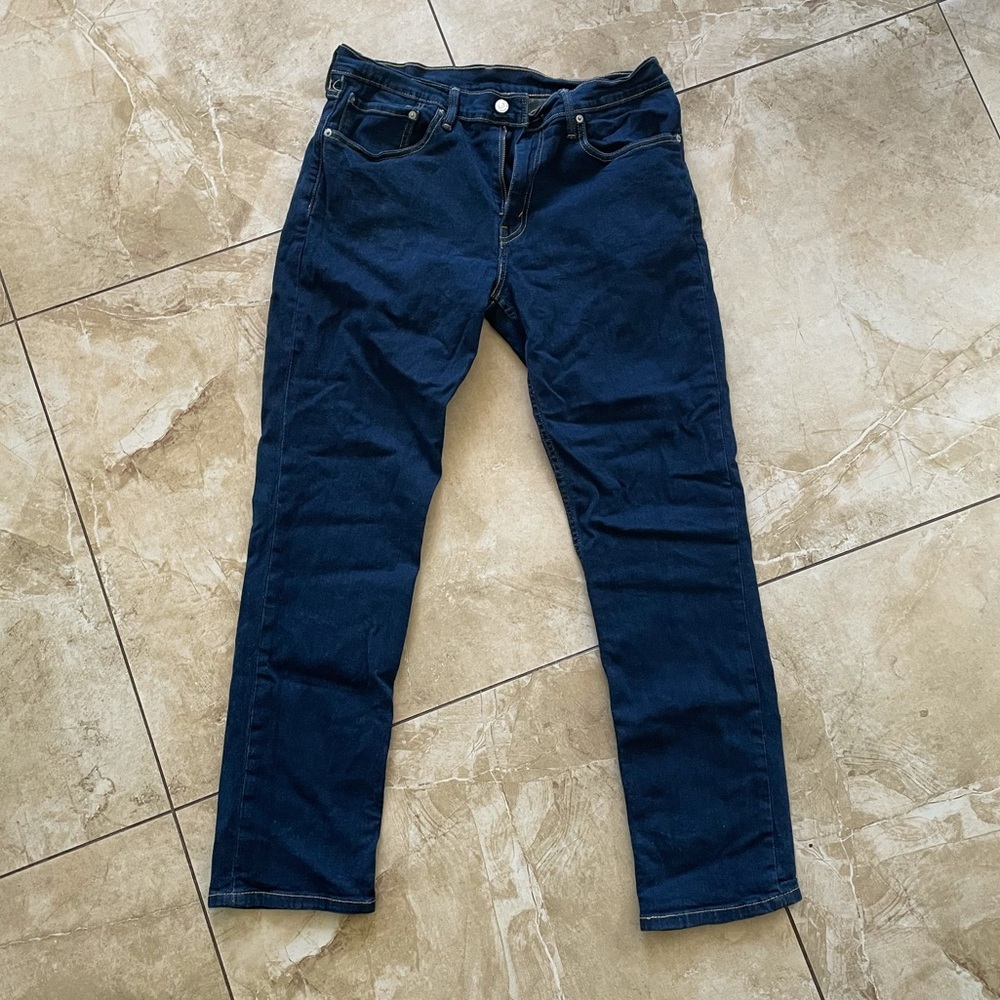 Levi’s dark blue jeans